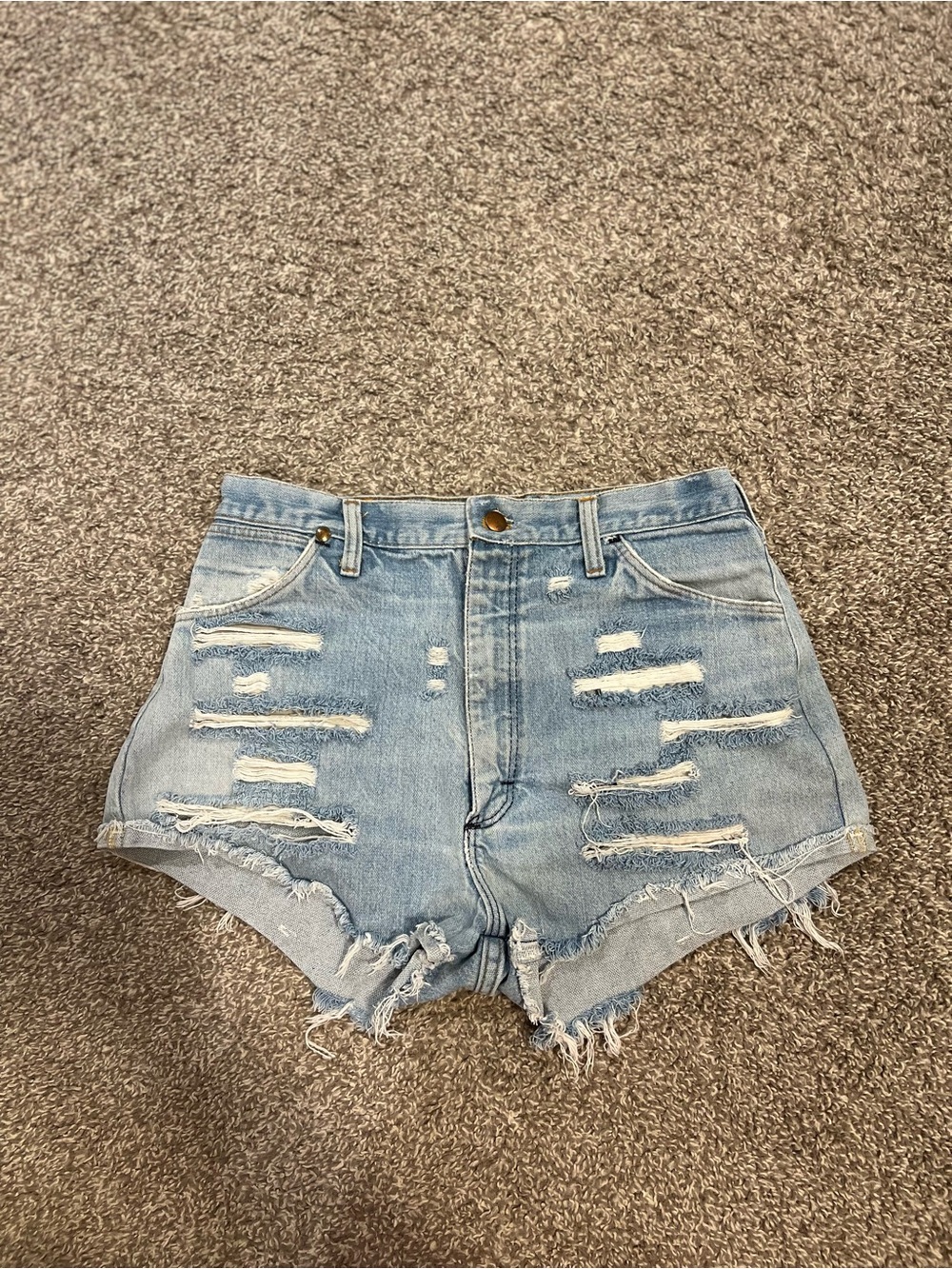 WRANGLER HIGH-RISE DISTRESSED SHORTS